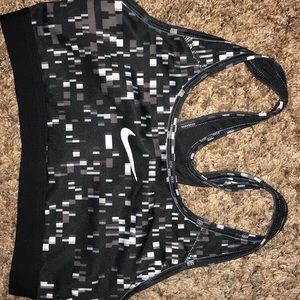 athletic sports bra